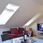 Kres Apartment *